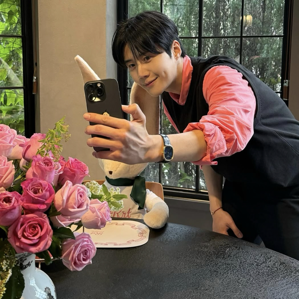 Recent activity shot of Kim Seonho