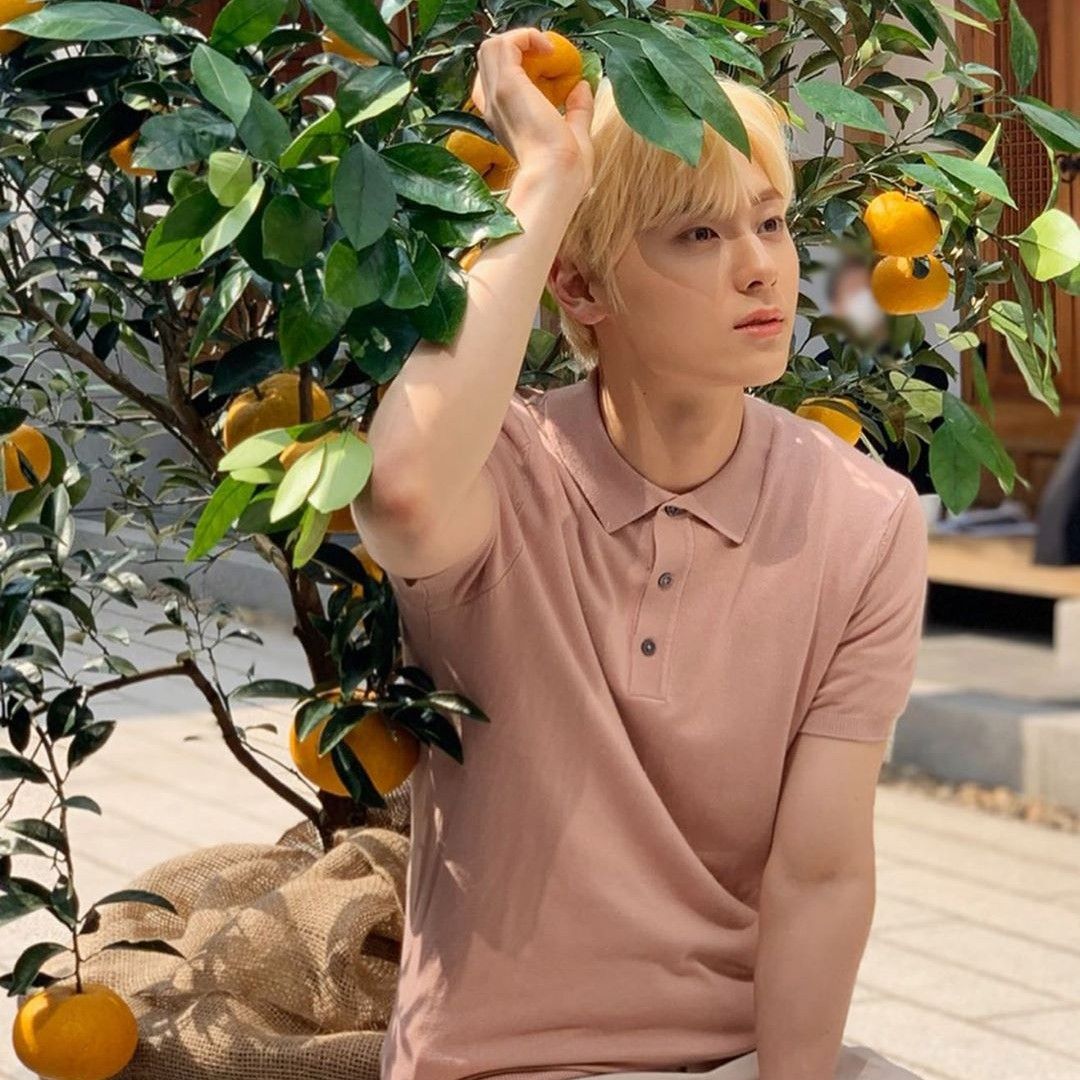 Latest photo of Hwang Minhyun