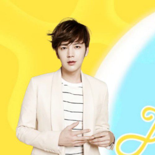 Recent activity shot of Jang Geunsuk