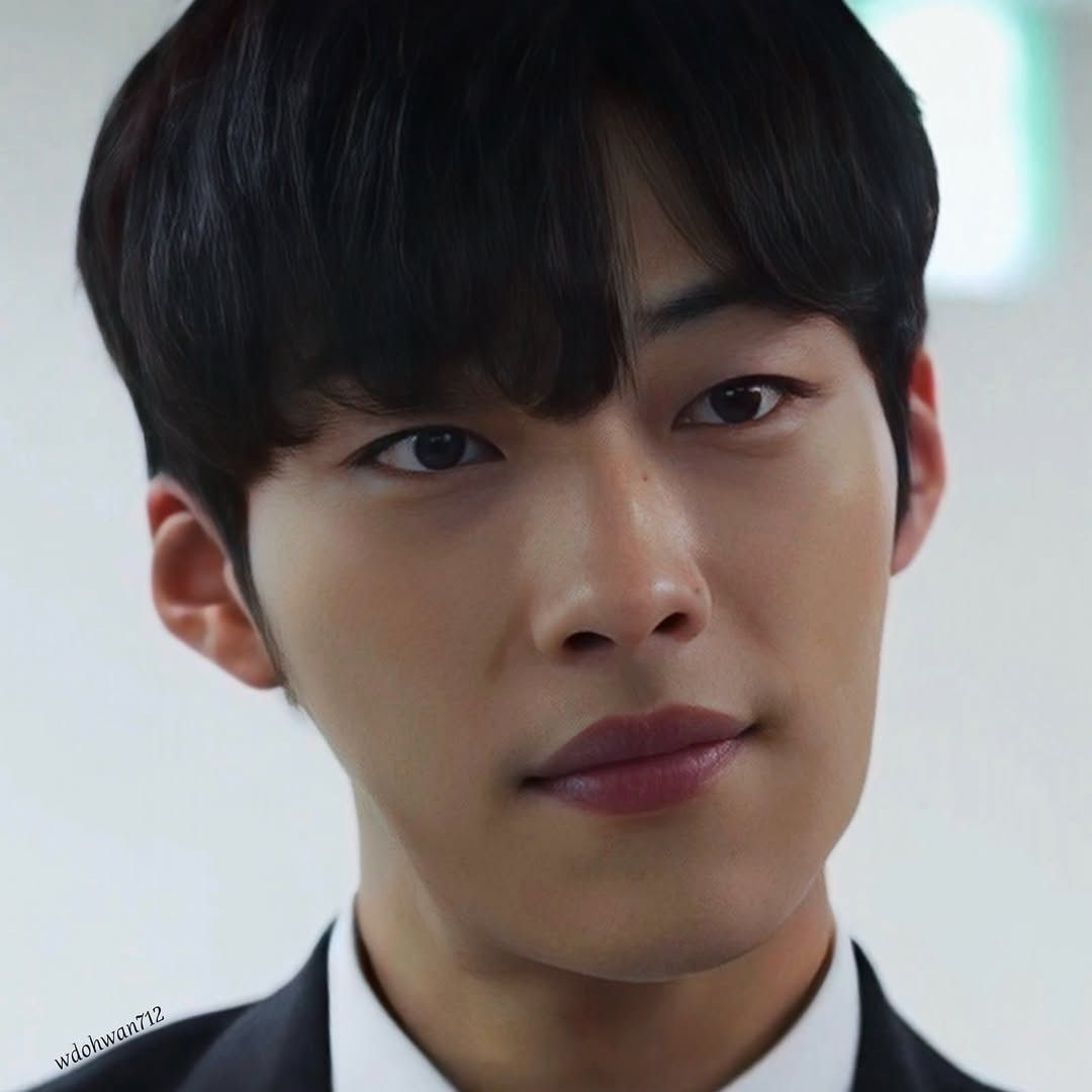 Latest photo of Woo Dohwan