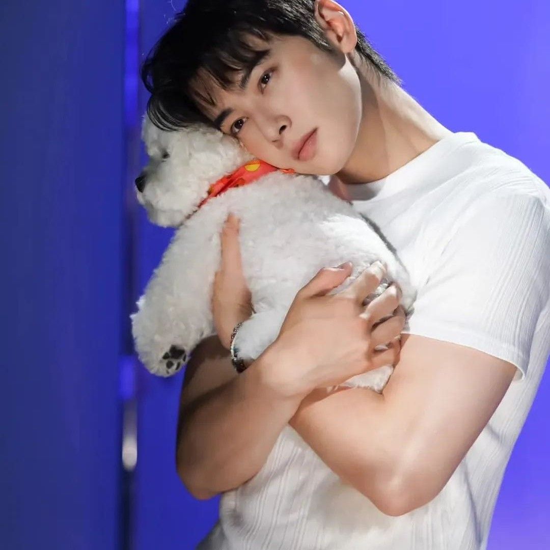 チャ・ウヌの最近の活動ショット