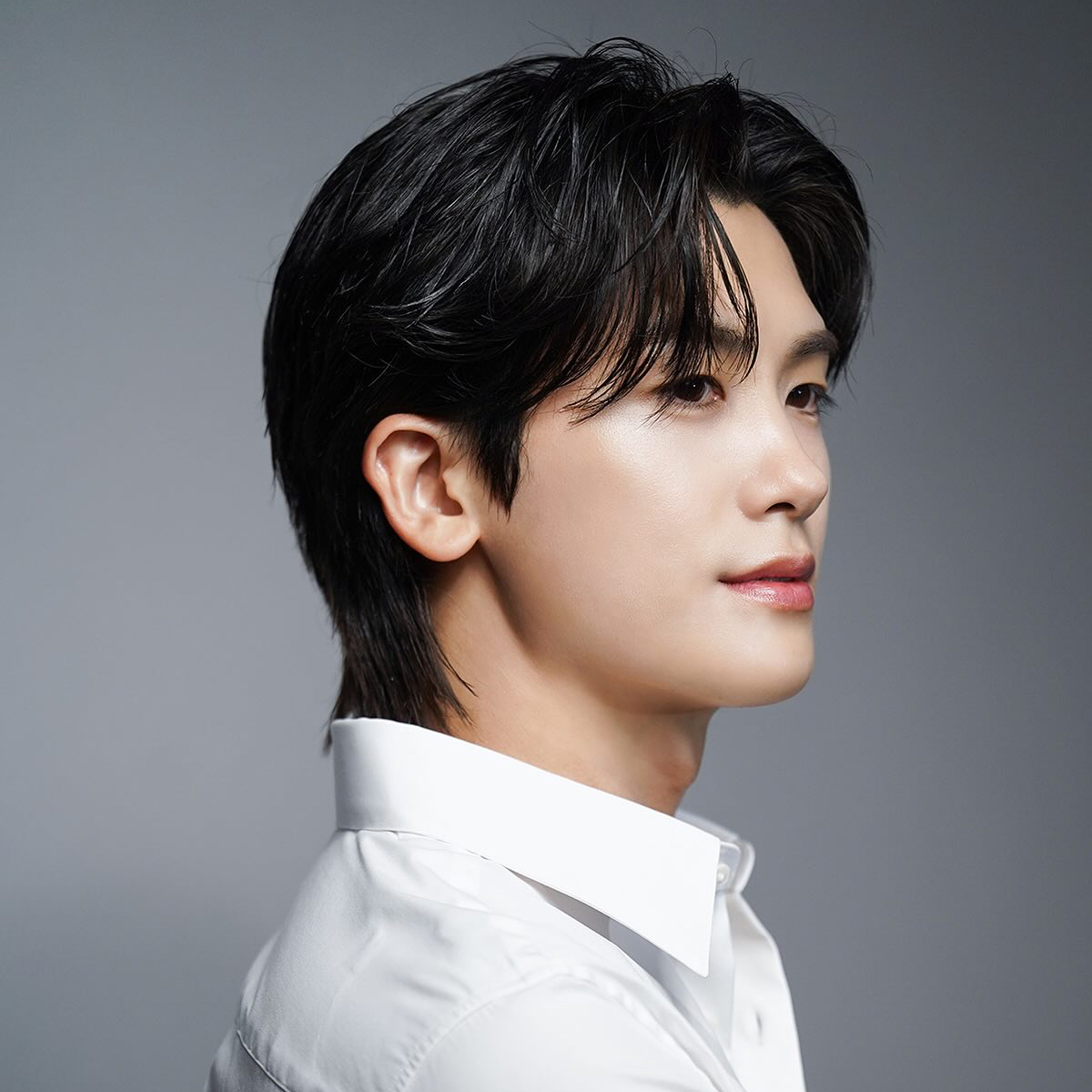 Behind-the-scenes cut of Park Hyungsik