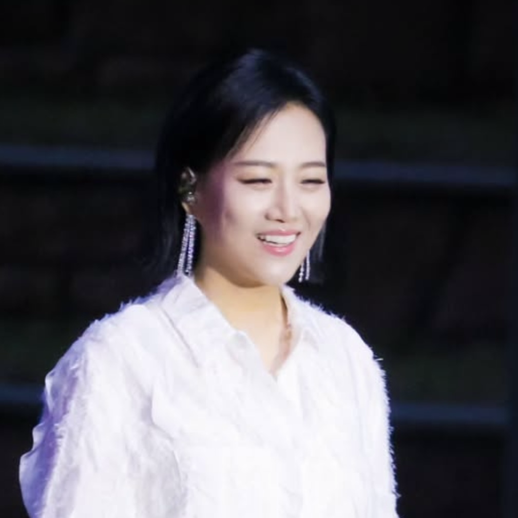 Latest photo of Jang Yoonjeong