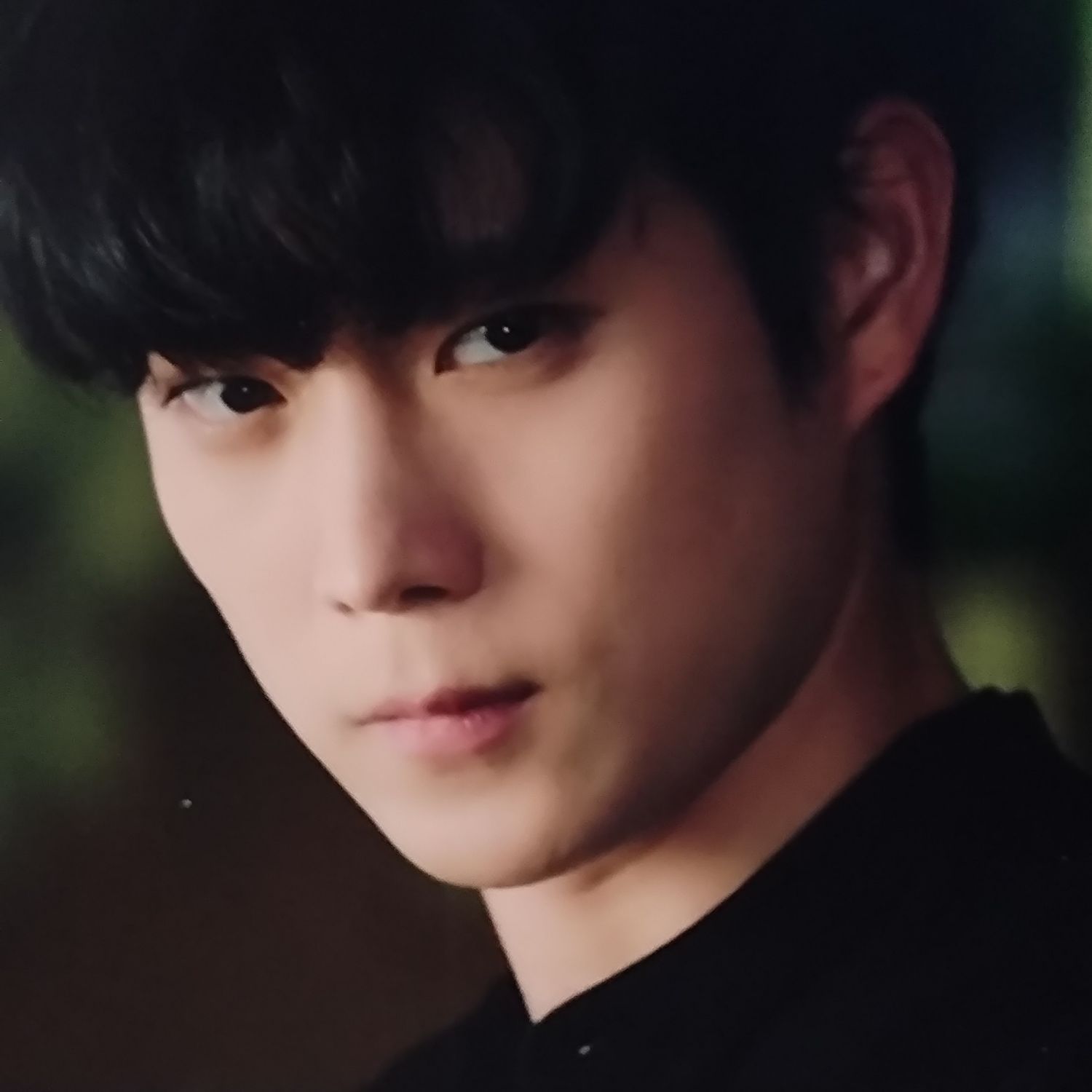 Behind-the-scenes cut of Kim Youngdae