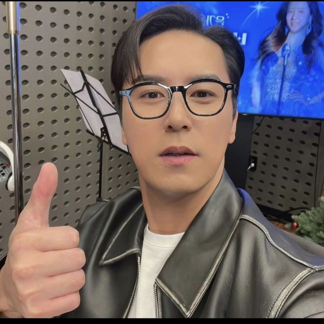 チャン・ミンホの最近の活動ショット