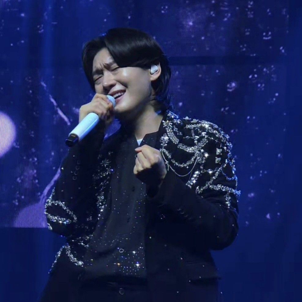 Behind-the-scenes cut of Kim Yongbin