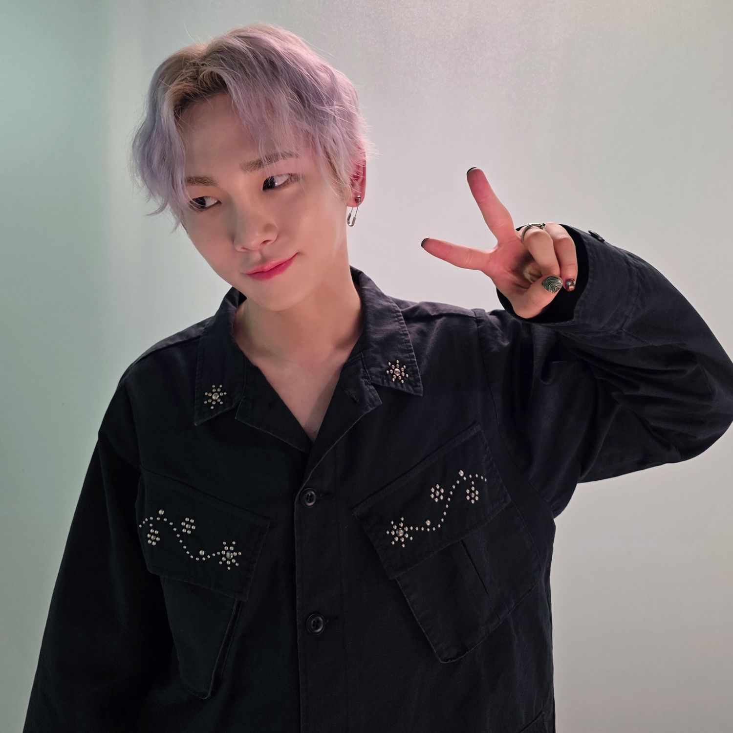 Behind-the-scenes cut of Key