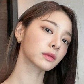 Latest photo of Seol Inah