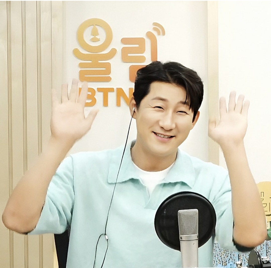 Behind-the-scenes cut of Na Sangdo