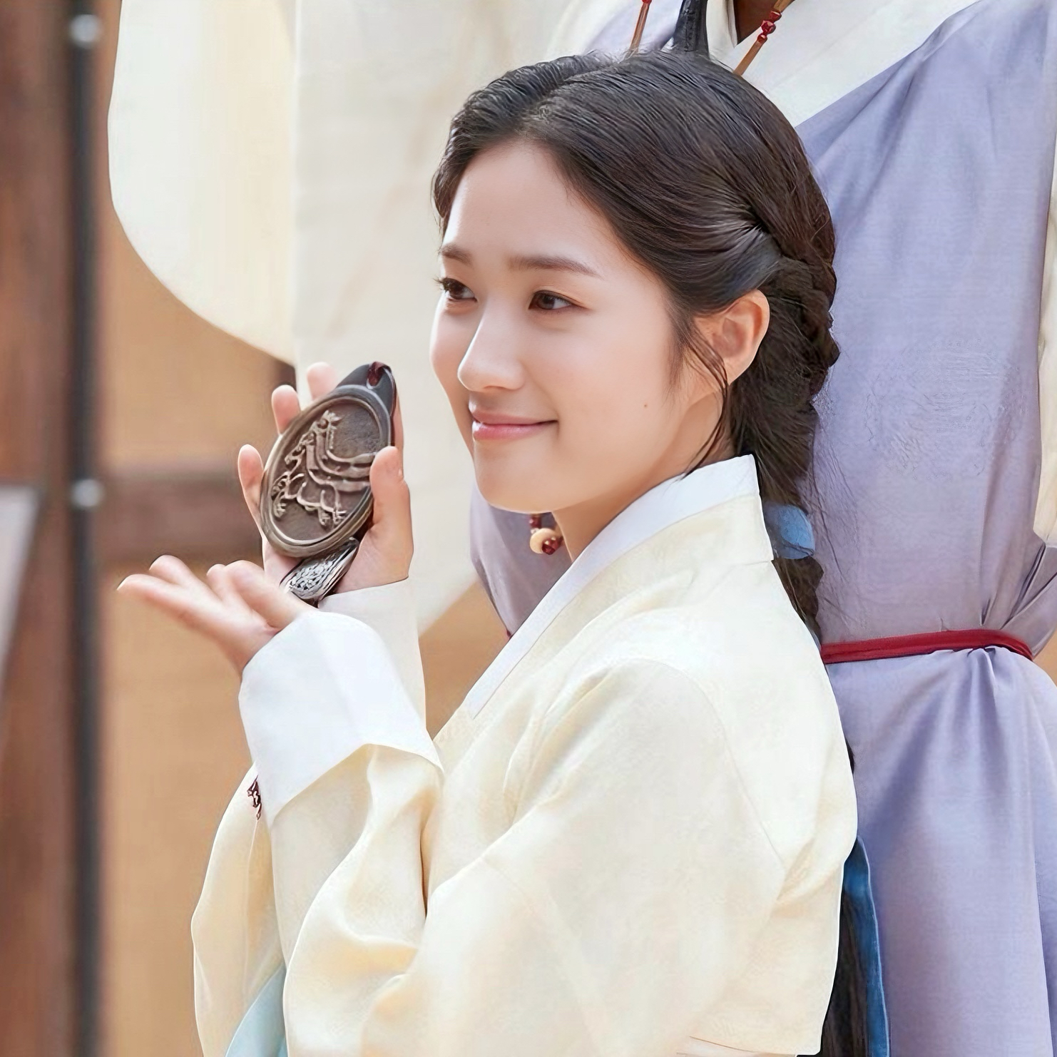 Recent activity shot of Kim Hyeyoon