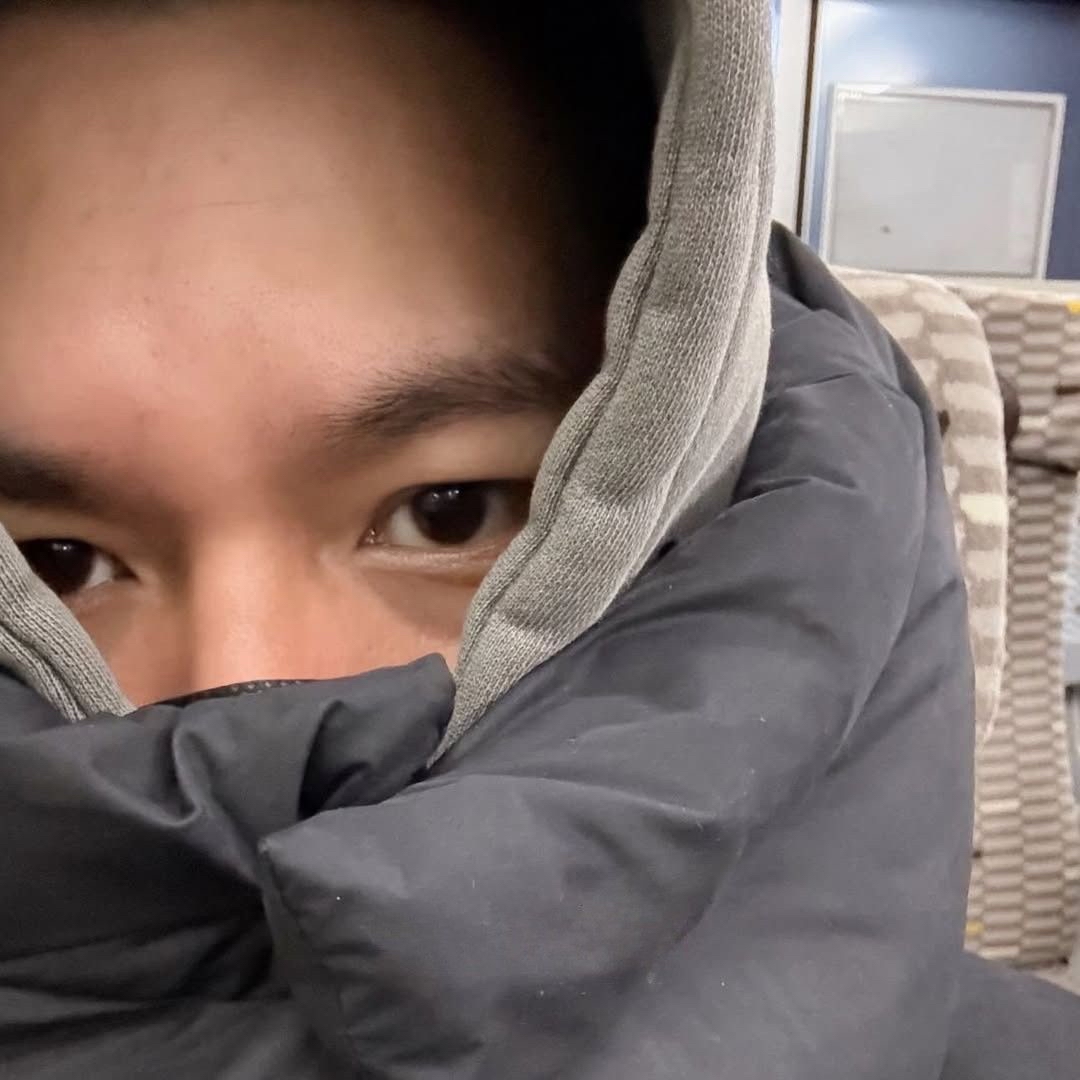 粉丝拍下的李敏镐瞬间