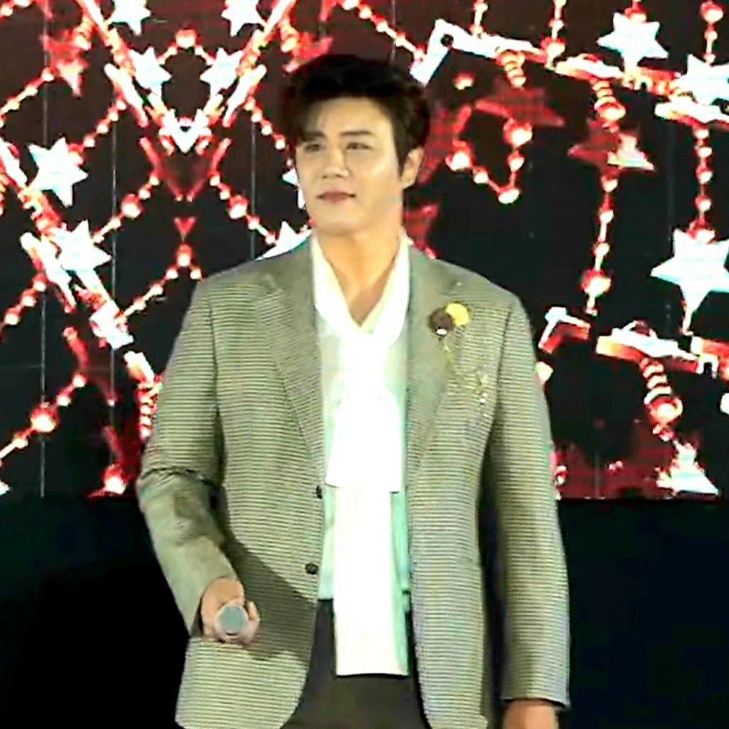 Latest photo of Jin Haesung