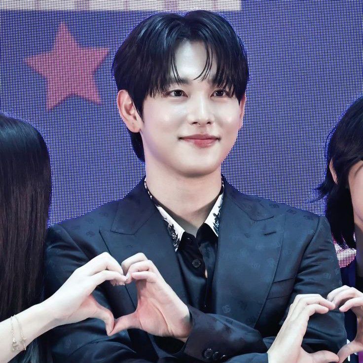 Recent activity shot of Lim Siwan