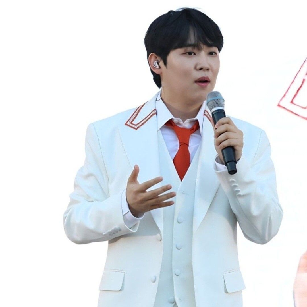 Behind-the-scenes cut of Jinuk