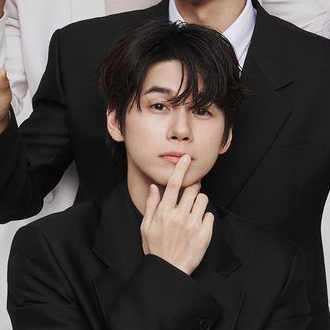 Behind-the-scenes cut of Ong Seongwu