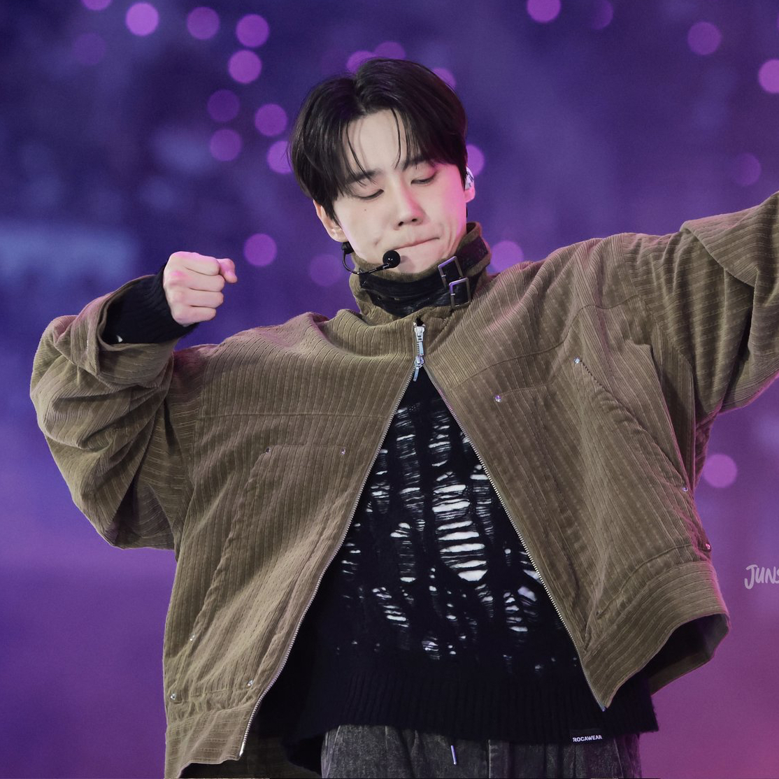 A moment captured by a fan of Lee Junyoung