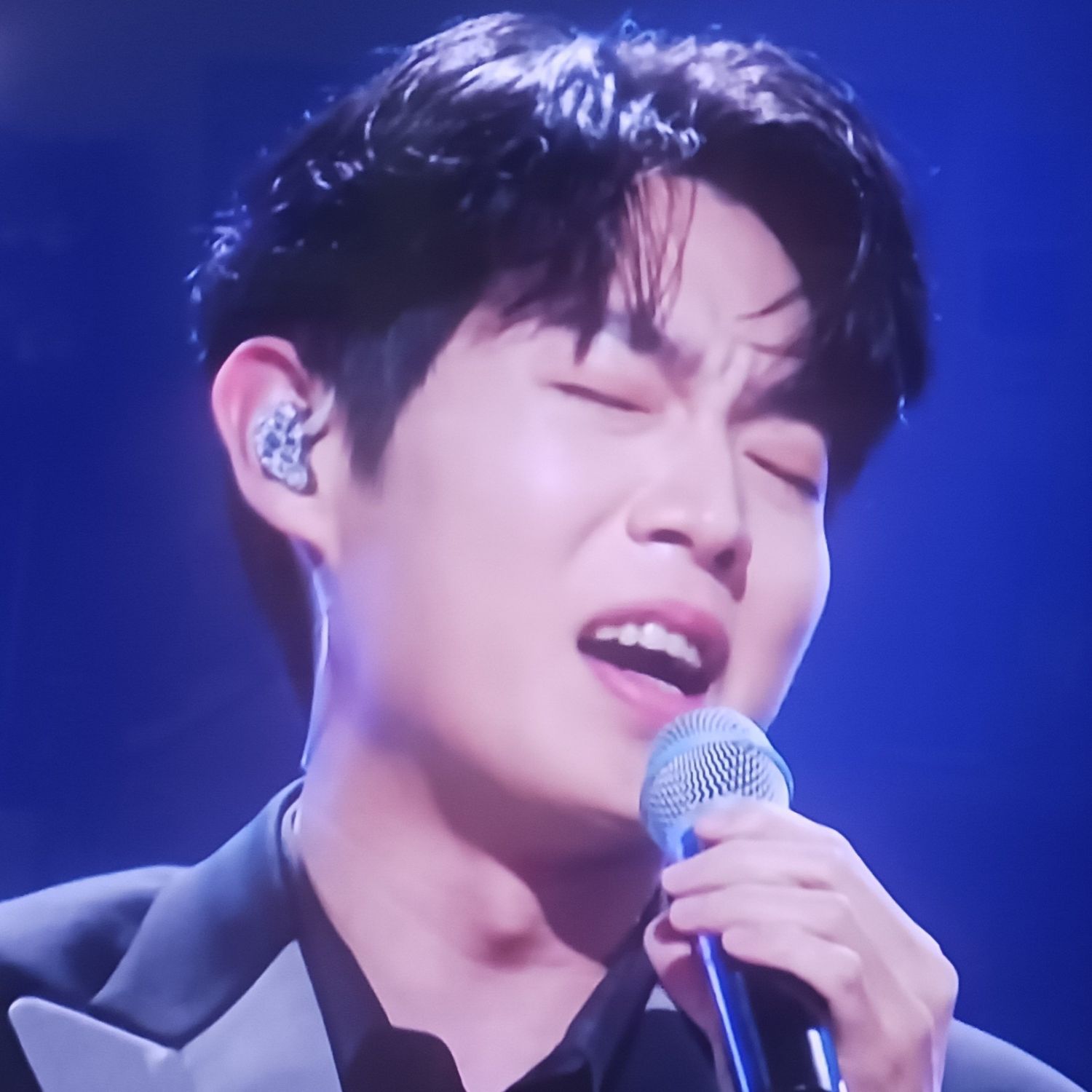 팬들이 사랑한 인기 셀럽 게시글