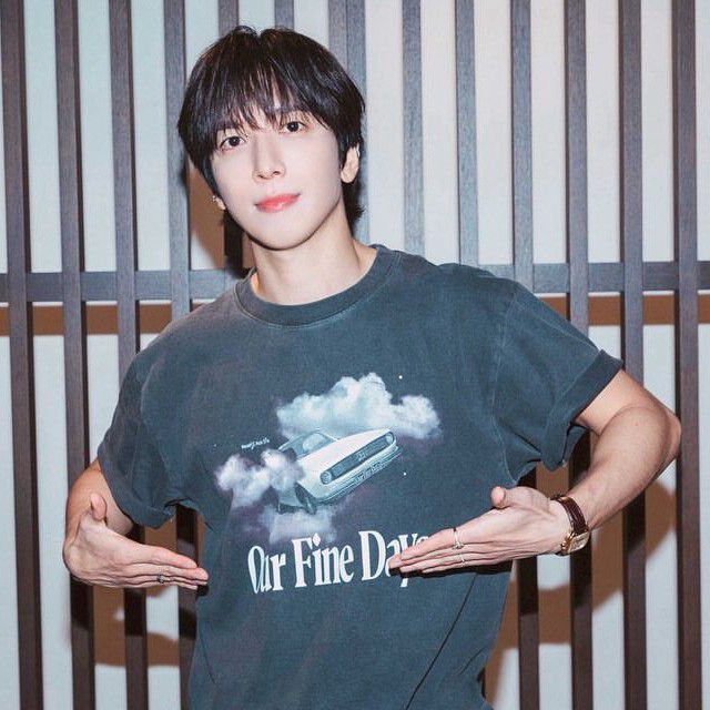 Latest photo of Jung Yonghwa