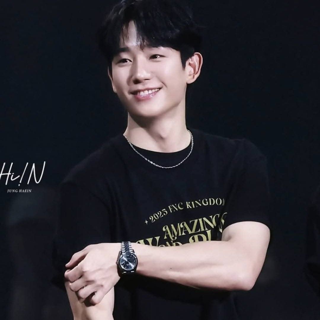 Behind-the-scenes cut of Jung Haein