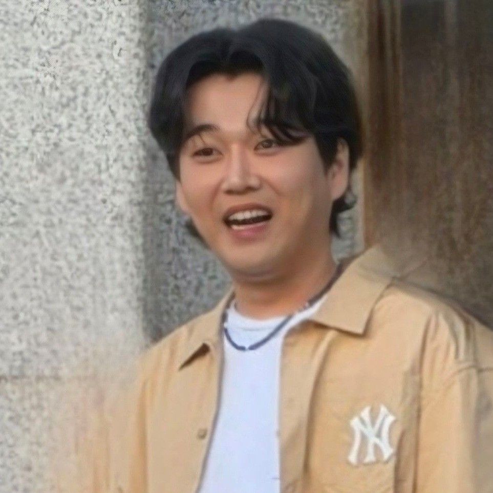 Recent activity shot of Hwang Youngwoong