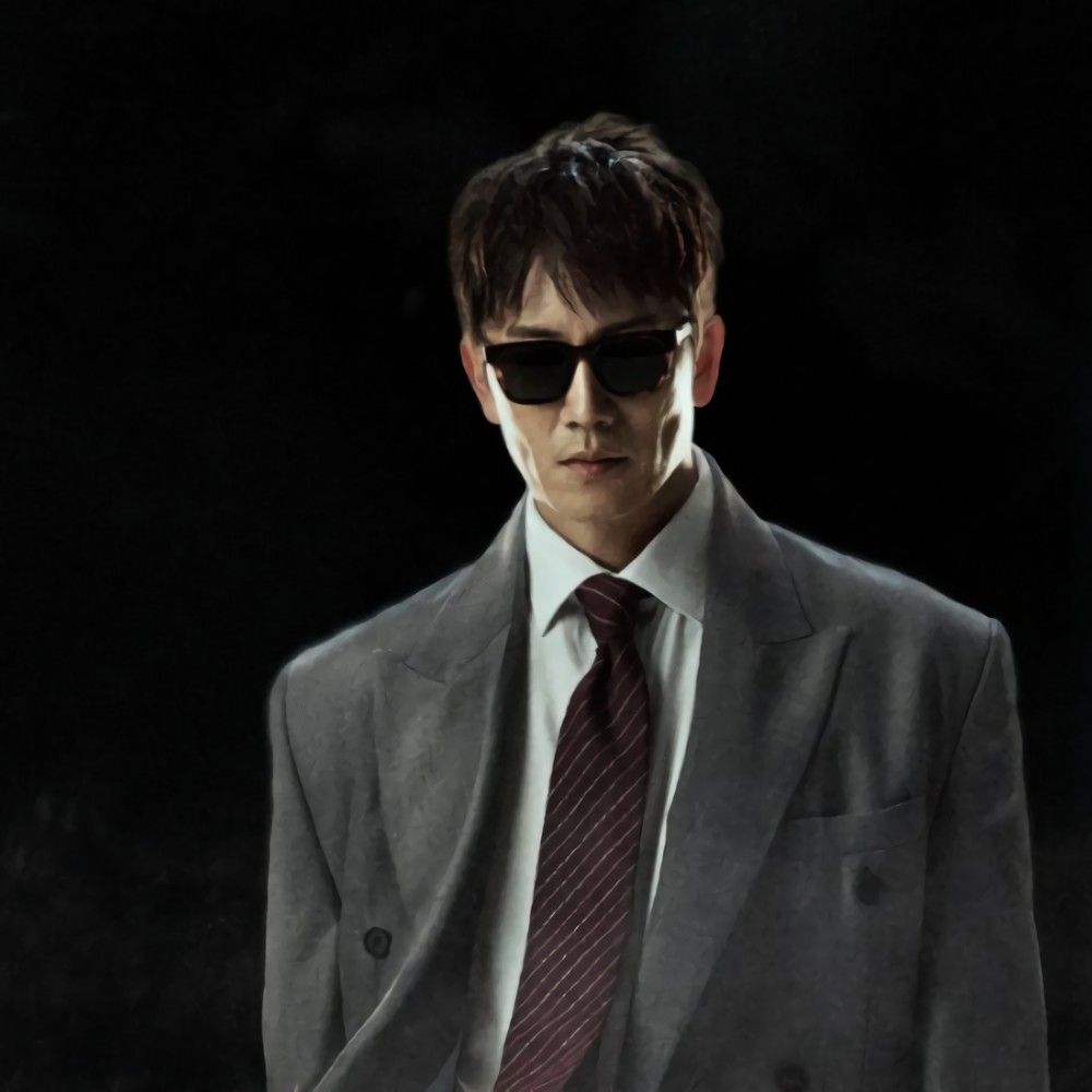 Recent activity shot of Ji Sung