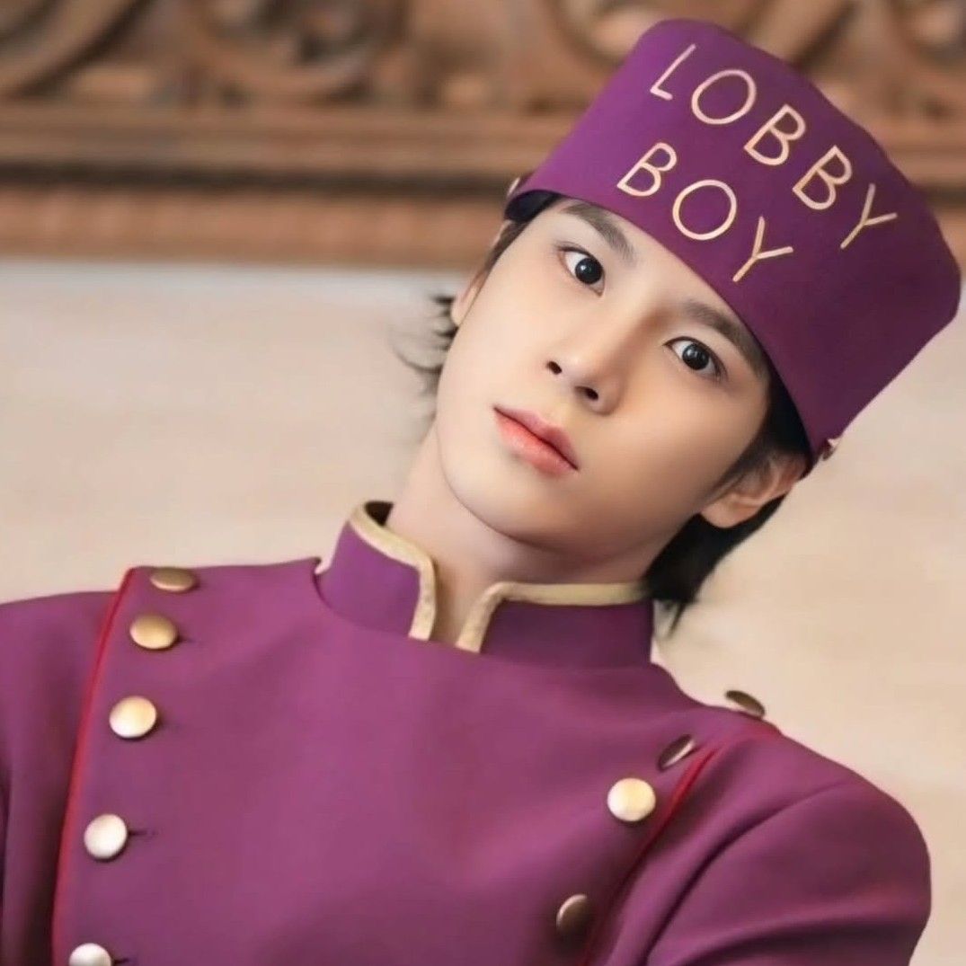 Foto terbaru dari Jeong Dongwon