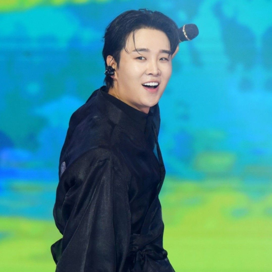Latest photo of Song Minjun