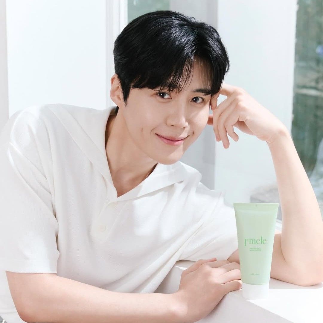 Latest photo of Kim Seonho