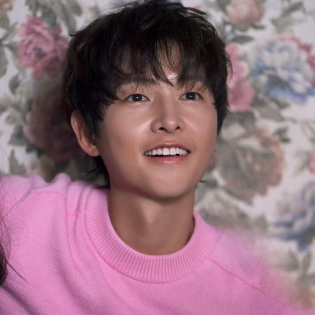 Latest photo of Song Joongki