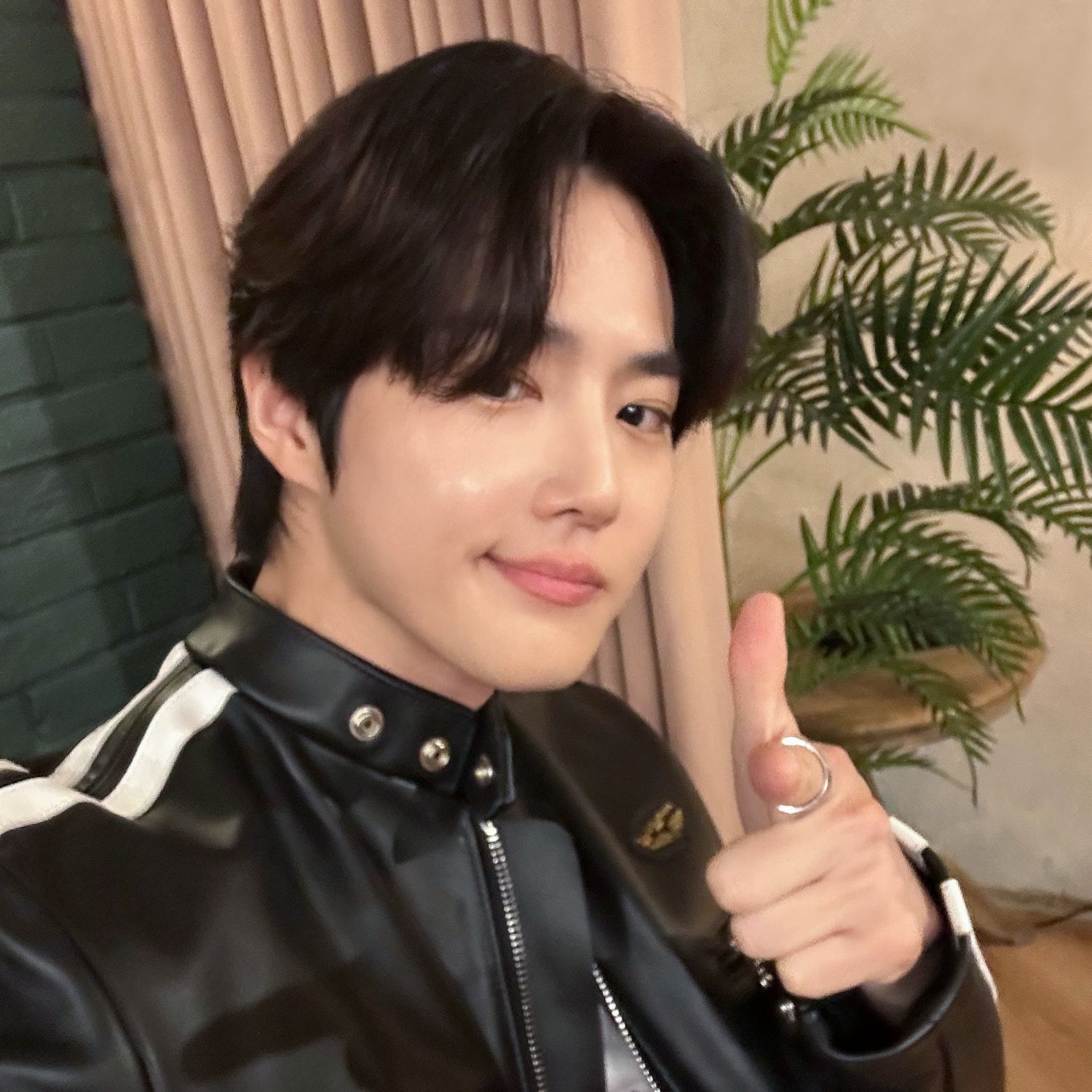 Recent activity shot of Suho