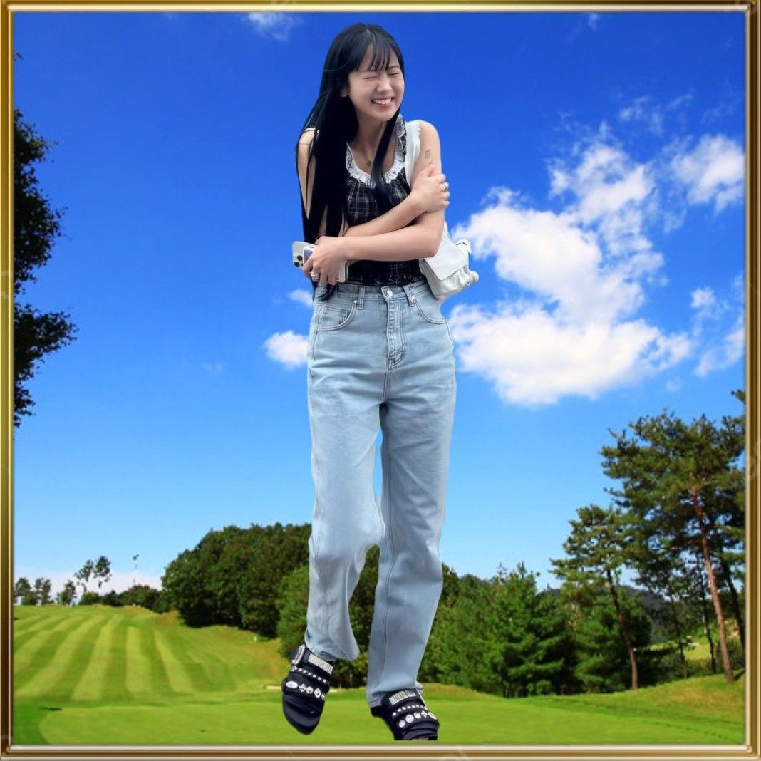 Recent activity shot of Kang Hyeyeon