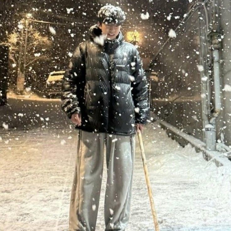 Foto kegiatan terbaru dari Lim Youngwoong