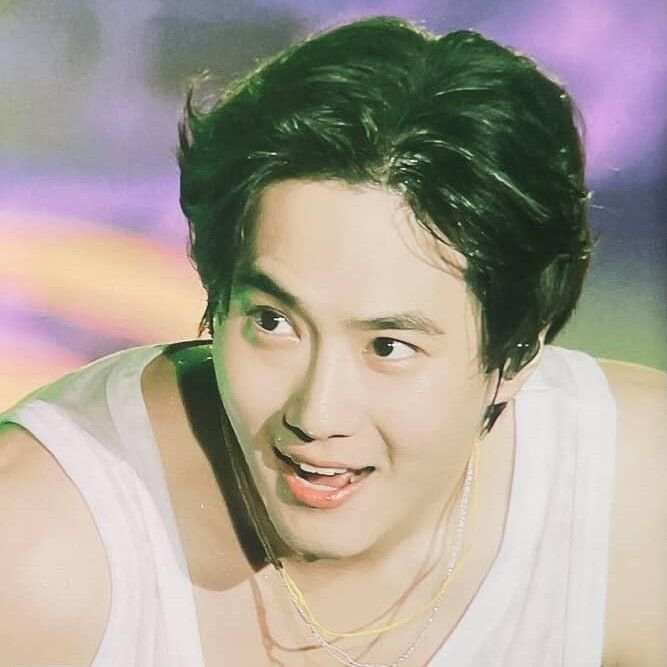 A moment captured by a fan of Suho
