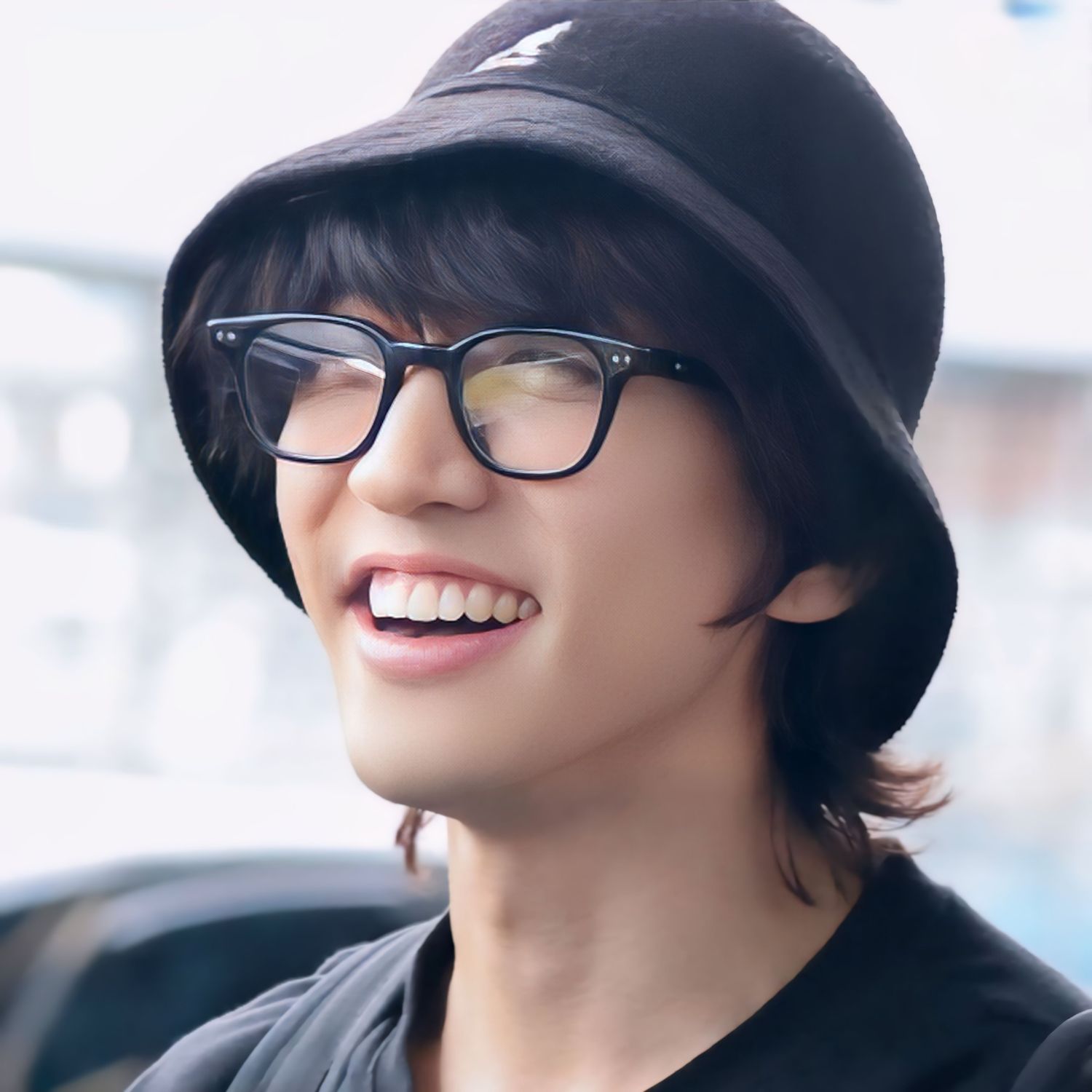 Recent activity shot of Lee Seungyoon