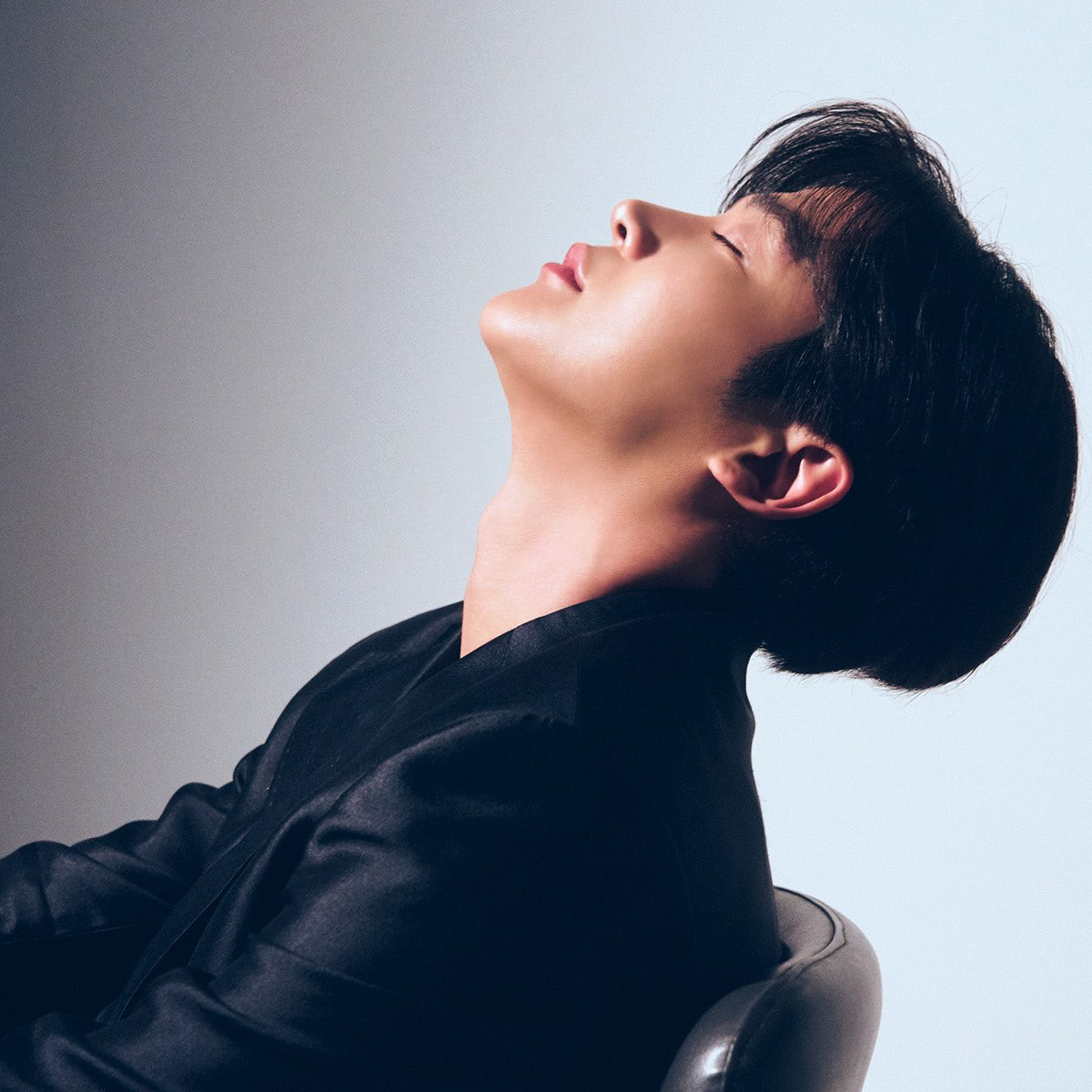 Foto terbaru dari Rowoon