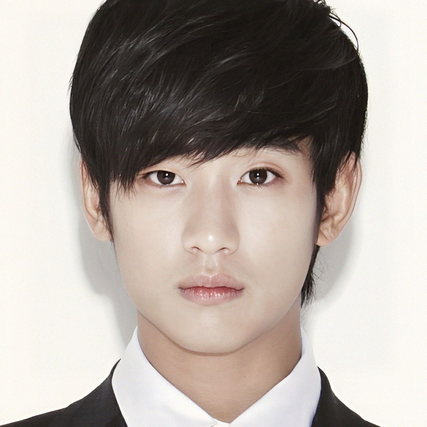 粉絲拍下的金秀賢瞬間