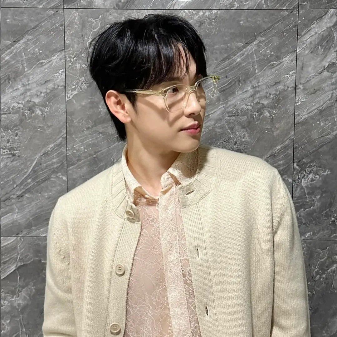 Latest photo of Lim Siwan