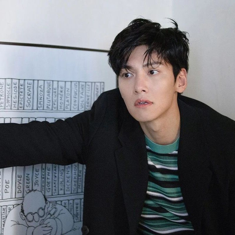 Behind-the-scenes cut of Ji Changwook
