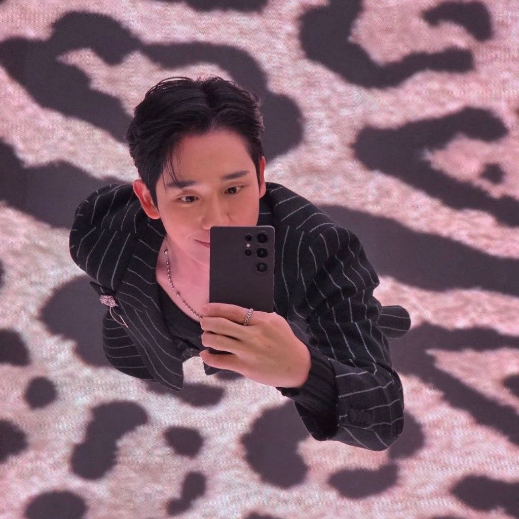 丁海寅的最新照片