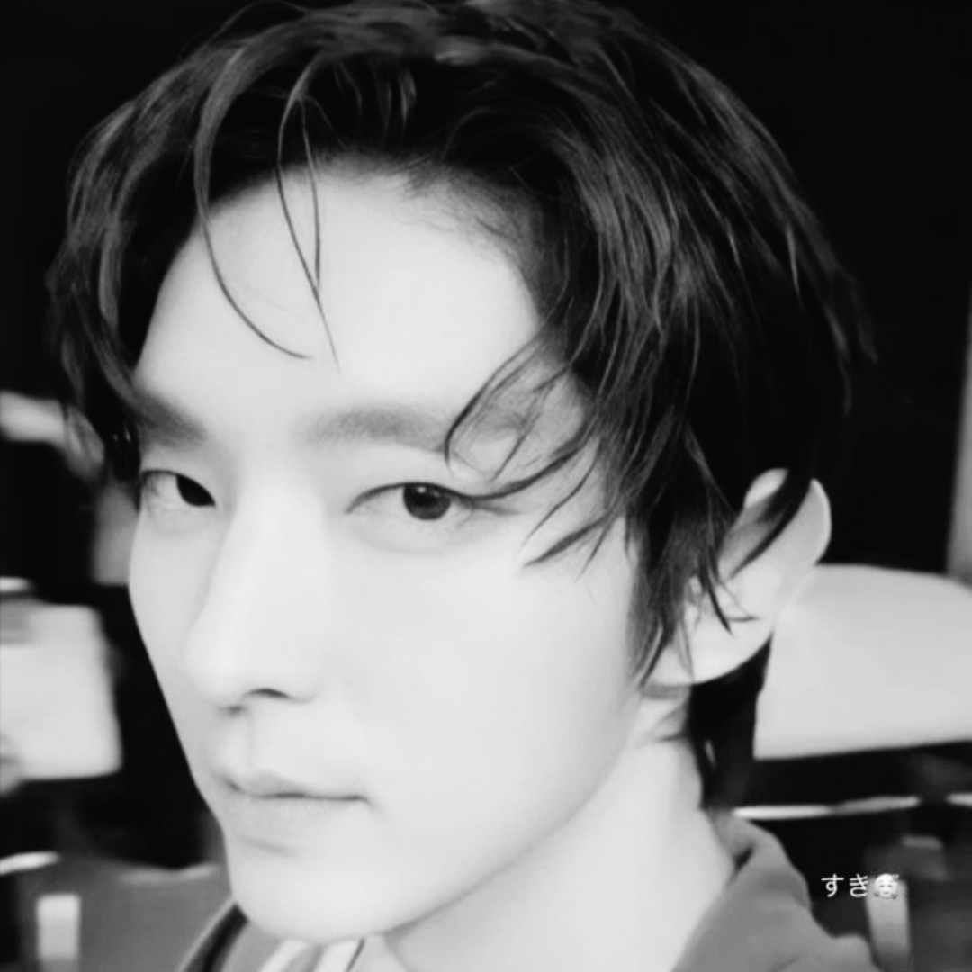Behind-the-scenes cut of Lee Joongi