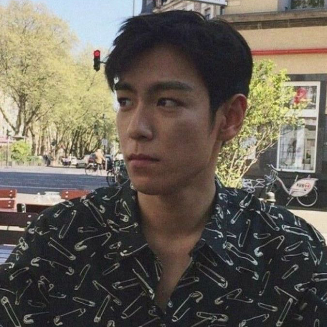 Behind-the-scenes cut of T.O.P