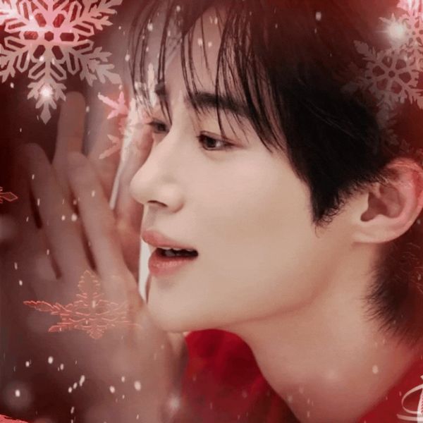 Today’s standout profile photo of Byeon Wooseok on Choeaedol Celeb