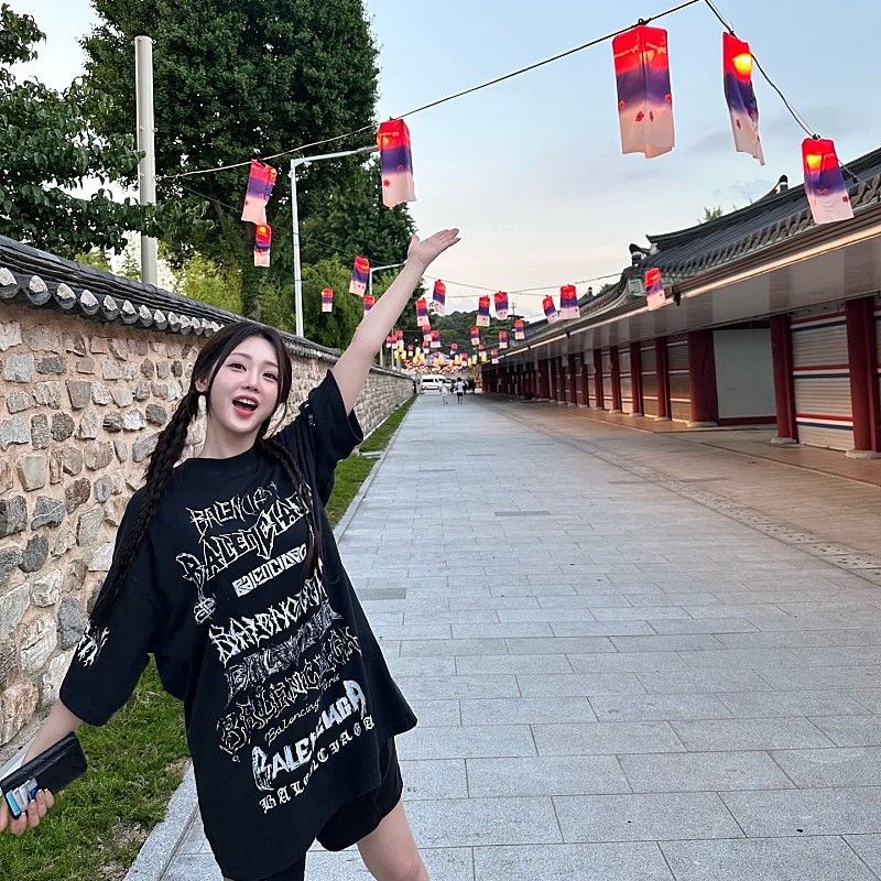Latest photo of Hong Jiyoon