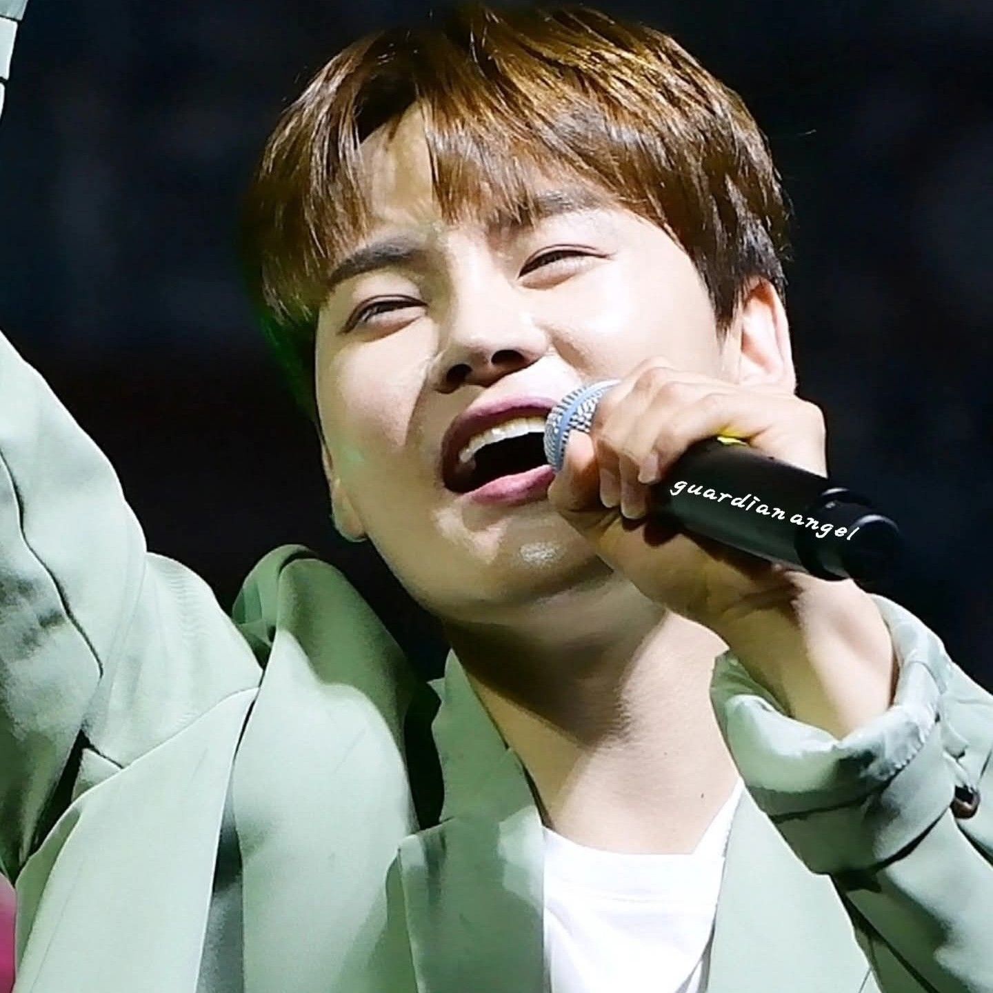 パク・ソジンのビハインドカット