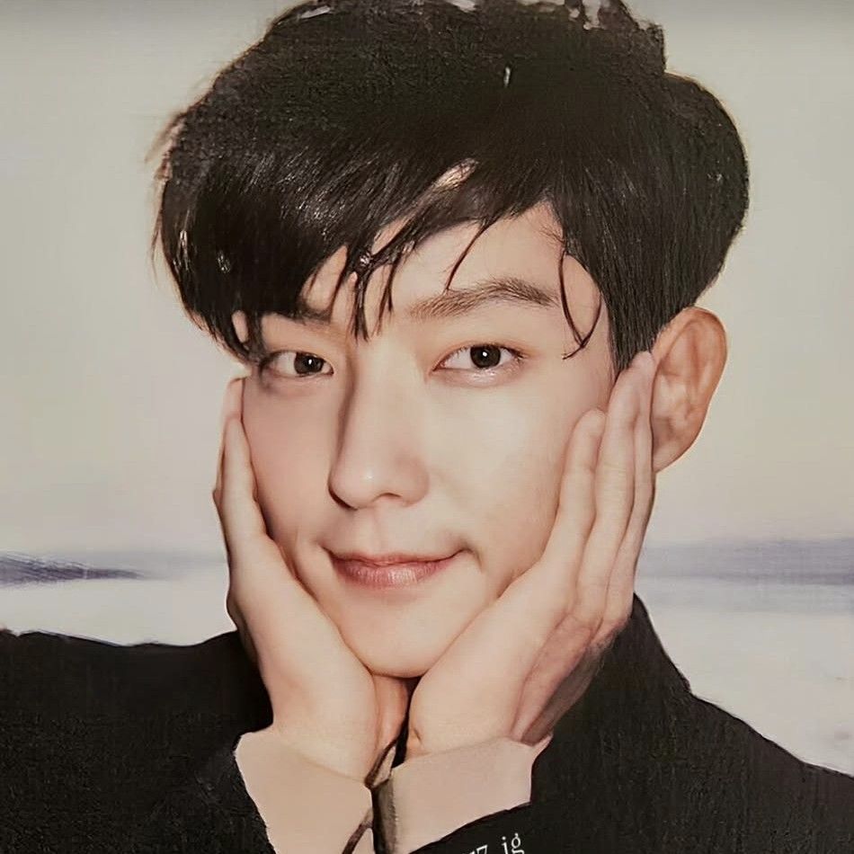 Behind-the-scenes cut of Lee Joongi