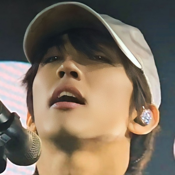 Popular profile image of Lee Seungyoon selected by vote