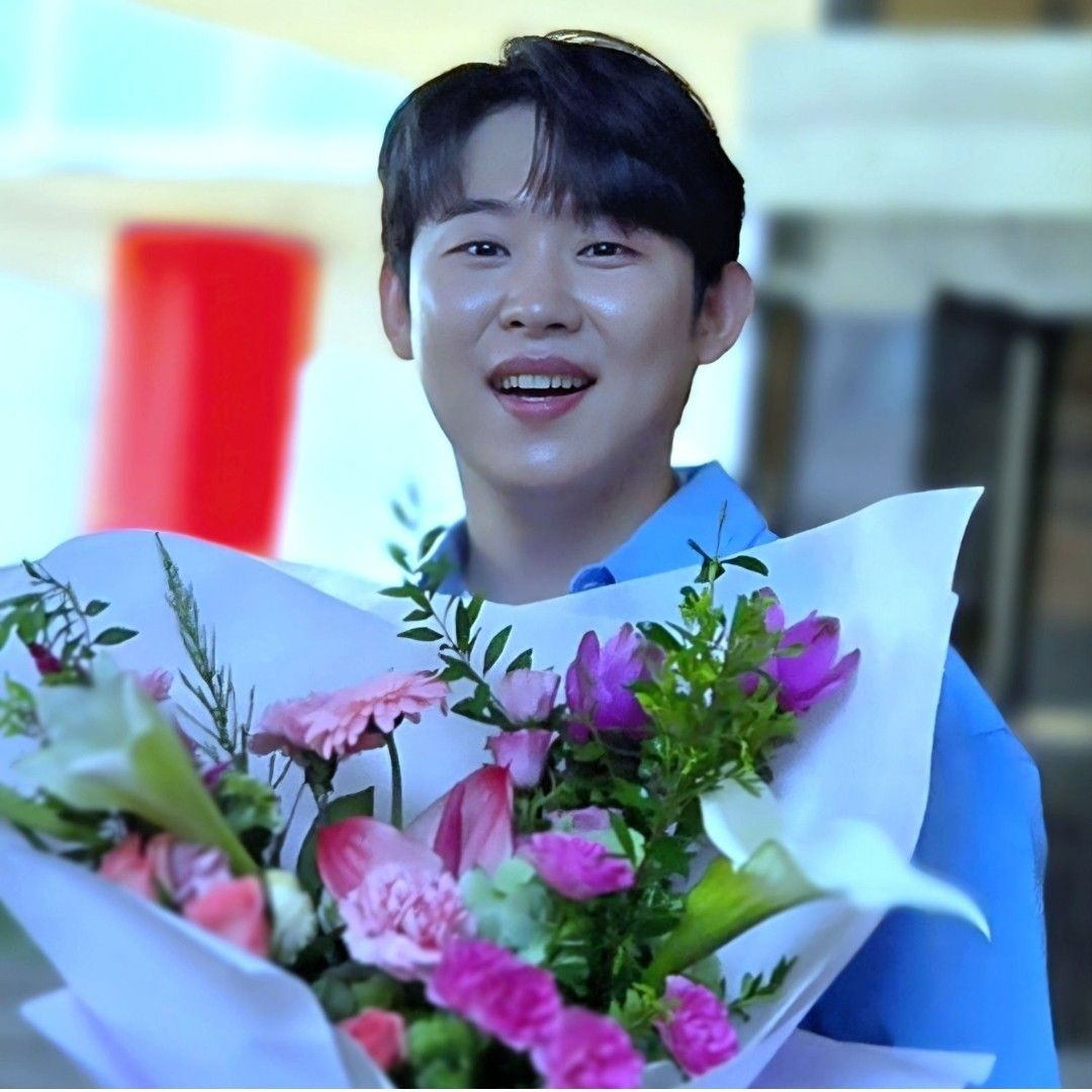 Behind-the-scenes cut of Jinuk