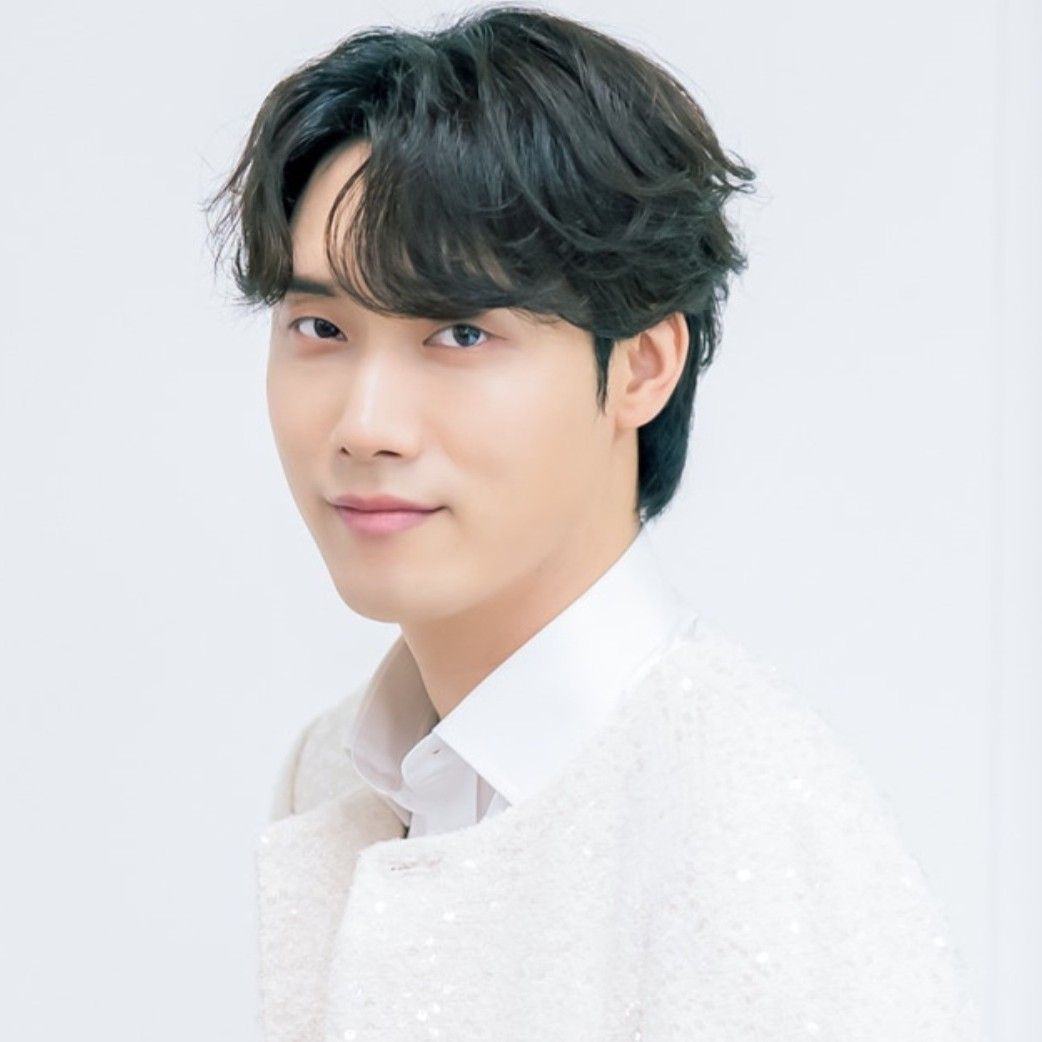 Recent activity shot of Choi Woojin