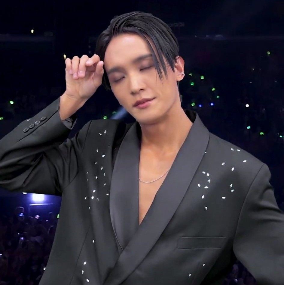 Recent activity shot of Choi Hojong