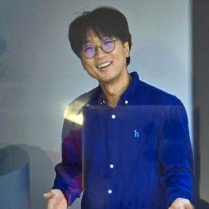 Behind-the-scenes cut of Bak Changgeun